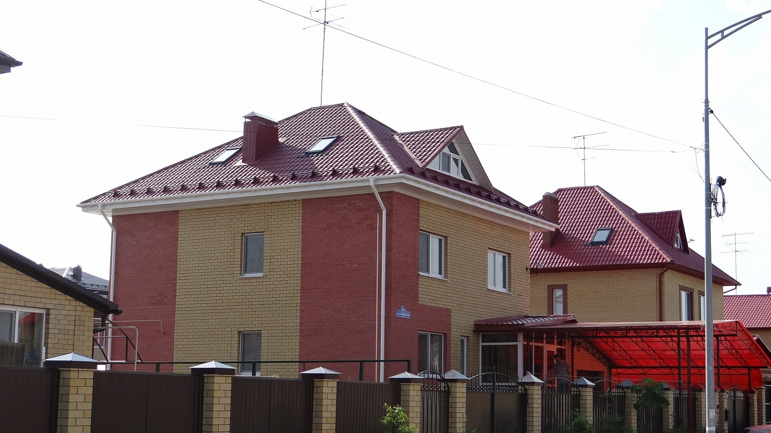 Водосточная воронка Docke Lux, пломбир